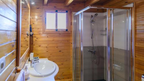 Almayate Bajo Villa | Casa Alegria Almayate Alto by Ruralidays