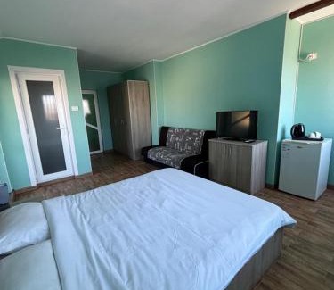 2 Mai House | Casa Alleria