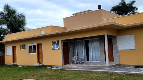 Acores House | Casa Amarela - à 100 metros da praia