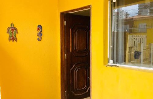 Guilhermina House | Casa Amarela