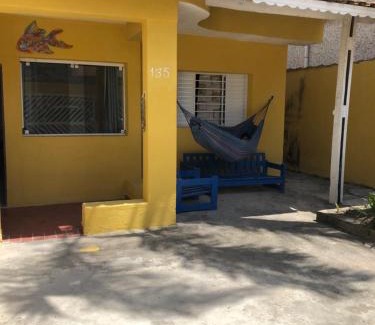 Guilhermina House | Casa Amarela