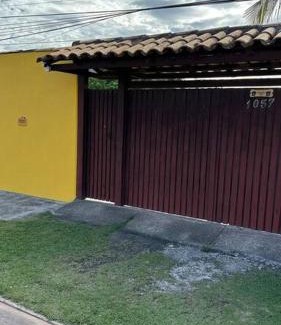 Bairro das Laranjeiras House | Casa Amarela