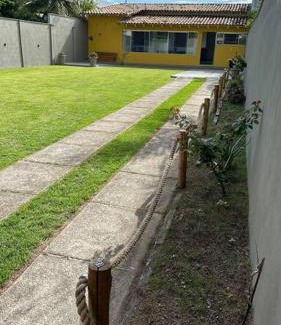 Bairro das Laranjeiras House | Casa Amarela