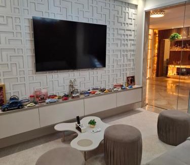 Nazare House | Casa Ampla no Bairro de Nazaré - 6 suítes