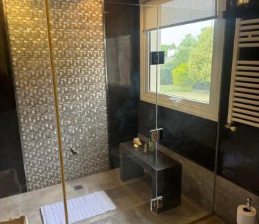 Yerba Buena House | Casa amplia