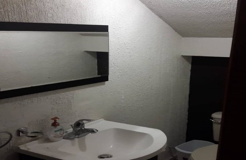 Zacatecas House | Casa amplia, comoda se encuentra en una zona muy tranquila y segura