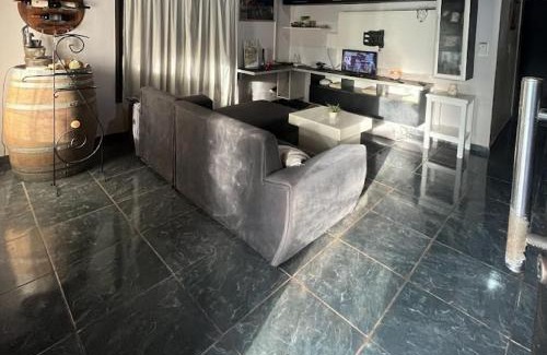 Eldorado House | Casa amplia y moderna