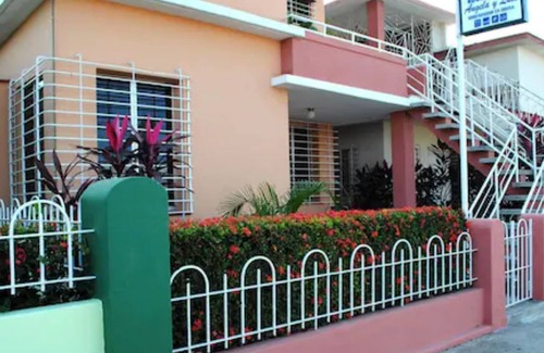 Camaguey House | Casa Angela y Luis