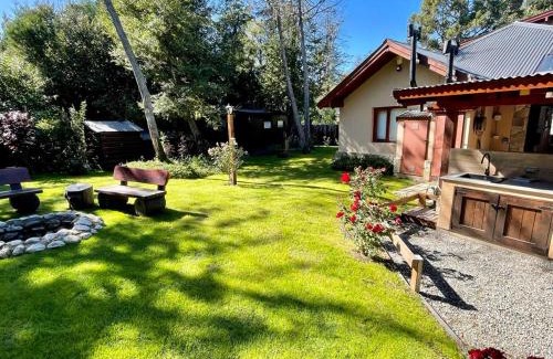 La Villa Ski Chalet | CASA AZUL LIMAY VILLA LA ANGOSTURA