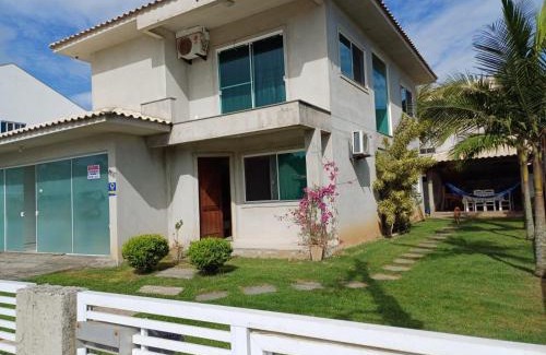 Bombas House | Casa Bombinhas Com Piscina