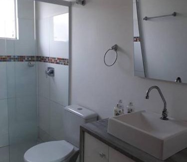 Bombas House | Casa Bombinhas Com Piscina