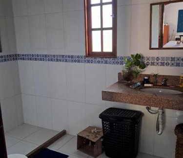 Sacra Familia do Tingua House | Casa de fazenda com lago