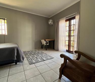 Hatfield House | Casa Bravo - Wanderlust