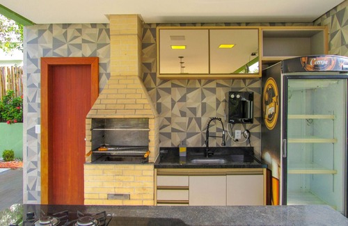 Parafuso House | Casa c ótima infraestrutura e piscina, Camaçari/BA