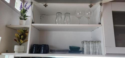 San Nicolas de los Arroyos Apartment | Casa Centrica con Cochera Privada y Portón Eléctrico para facil acceso