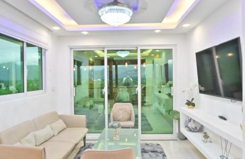 Santiago de los Caballeros Villa | Casa con jacuzzi