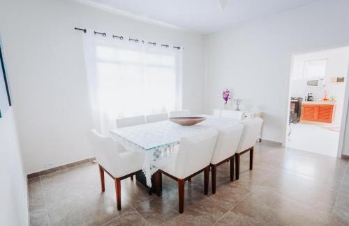 Praia de Barequecaba House | Casa c/Piscina e Área Gourmet Perto da Praia