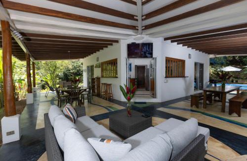 Portalon House | Casa Cedro - Portasol Vacation Rentals