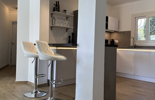 Vallgornera House | Casa Cel Blau, by the sea, large pool, beautiful Mediterranean garden