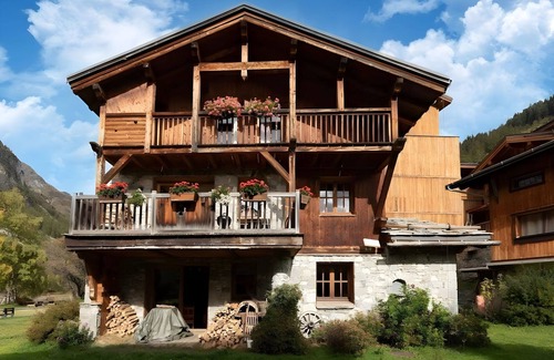 Les Brevieres Ski Chalet | Casa-Chalet Brizolée avec vue sur le lac à Tignes