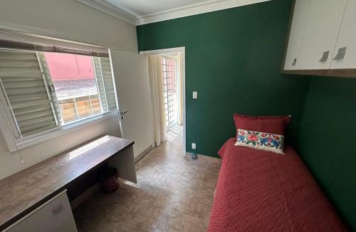 Regiao Urbana Homogenea X House | Casa com churrasqueira