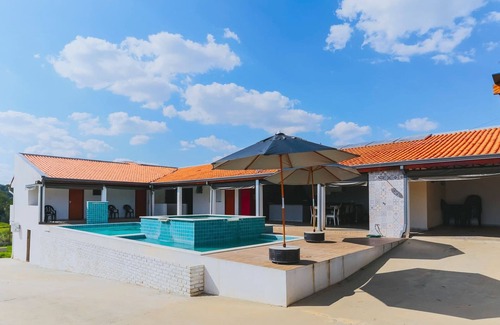Aracoiaba da Serra House | Casa com piscina em Araçoiaba da Serra