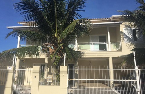 Ingleses do Rio Vermelho House | Casa com Piscina 4 Quartos