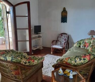 Itanhaem House | Casa com piscina a 300mts do mar