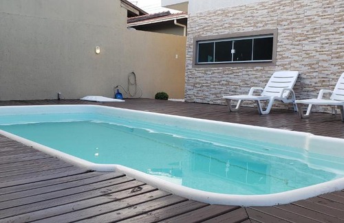 Rio Vermelho Norte House | Casa com Piscina