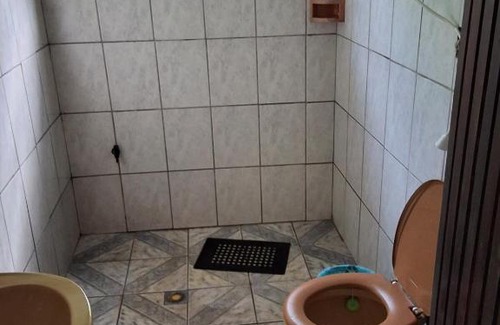 Jardim Praia Grande House | Casa com pisicna in Mongaguá