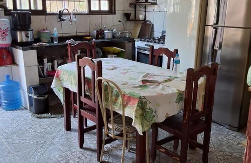 Jardim Praia Grande House | Casa com pisicna in Mongaguá