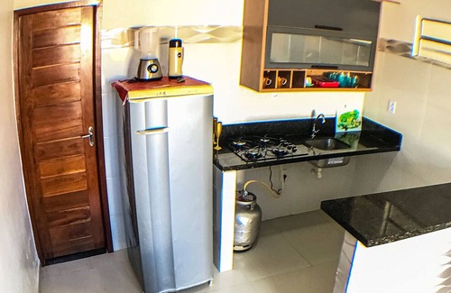 Castelo da Torre House | Casa com Wi-Fi e Piscina perfeita em Camaçari/BA