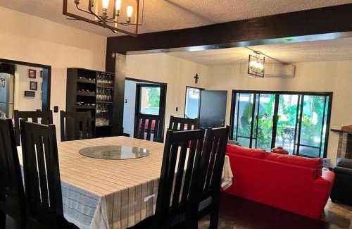 Tuxtla Gutierrez House | Casa con alberca 685