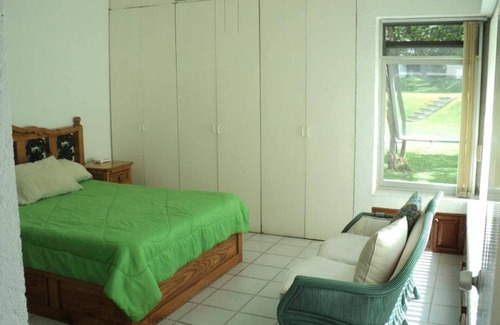 Xochitepec House | Casa con alberca y hermosos jardines en condominio, Santa Fe, Xochitepec Morelos