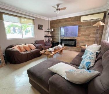 Salinas Apartment | Casa con piscina privada