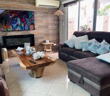 Salinas Apartment | Casa con piscina privada