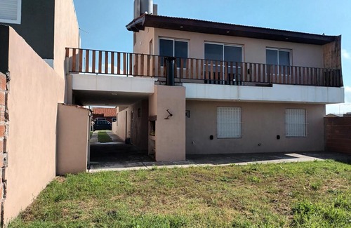 Partido de General Pueyrredon House | Casa con vista al mar a 50mts y playa