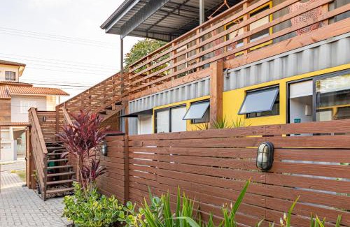 Lagoa da Conceicao Apartment | Casa Container-AC-1000Mbps-Cozinha Completa-BBQ