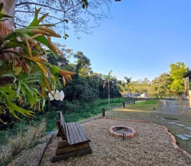 Miguel Pereira House | Casa Container com Hidro ao Ar Livre e Vista para a Natureza Miguel Pereira