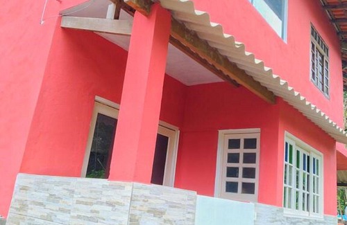 Camburi House | Casa Contato com a Natureza e Praias