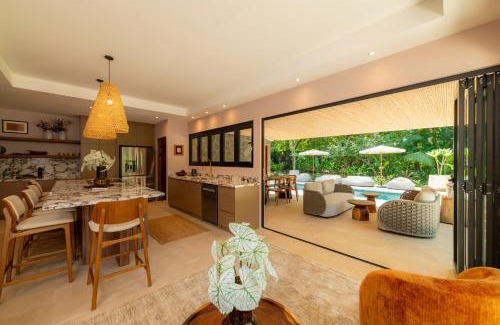 Manzanillo Villa | Casa Contento - luxury 3bdr home near Santa Teresa