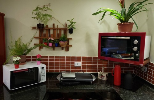 Paraty House | Casa da Raia with 8 air-conditioned suites and swimming pool for up to 27 people