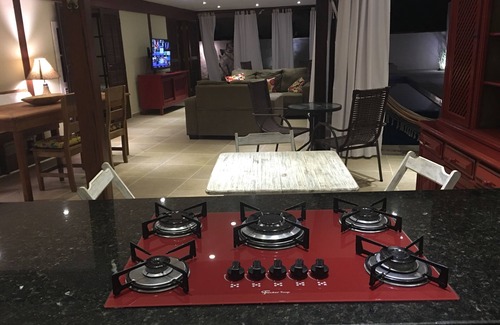 Paraty House | Casa da Raia with 8 air-conditioned suites and swimming pool for up to 27 people