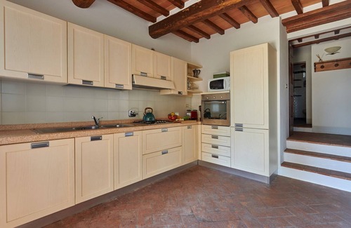 Gaiole in Chianti Apartment | Casa Dante, San Donato in Perano, Gaiole in Chianti, Siena and Chianti