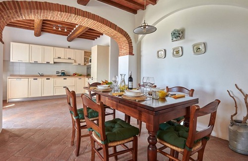 Gaiole in Chianti Apartment | Casa Dante, San Donato in Perano, Gaiole in Chianti, Siena and Chianti