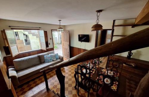 Ouro Preto House | Casa das Flores Central