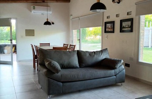 San Rafael Apartment | Casa de Campo Benegas con cochera y parrilla