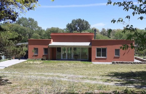 Tandil House | Casa de Campo con Bosque y Pileta