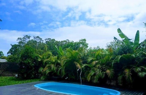 Praia do Rosa House | Casa de Férias com Piscina na Praia do Rosa/SC
