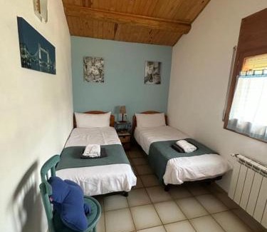 Santorens House | Casa de los avellanos